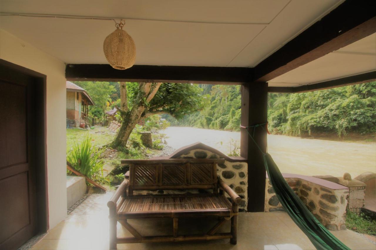 Jungle Tribe Guesthouse Berastagi Exterior foto